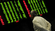 کراچی اسٹاک مارکیٹ غیر ملکی دلچسپی برقرار انڈیکس پہلی بار 19661 پر پہنچ گیا 