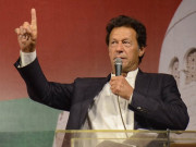 سندھ میں لوٹ مار سے ادارے تباہ ہوچکے ہیں عمران خان