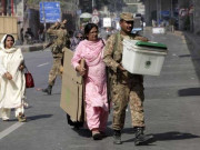 عام انتخابات پولنگ اسٹیشنز کے اندر باہر 22 فوجی تعینات ہونگے