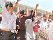 ن لیگ کی فتح پر متوالوں کا میرپورخاص میں جشن