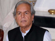 عمران خان پھنس گئے سال بھی مشکل سے نکالیں گے جاوید ہاشمی