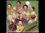 دمبورہ امن کا پیامبر ساز