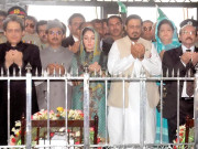یوم آزادی جوش و جذبے سے منایا گیا مزار قائد پر گارڈز کی تبدیلی کی تقریب