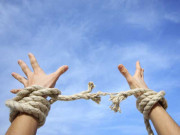 آزادی کے جبر میں جکڑا جدید انسان