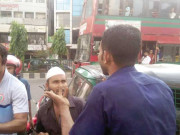 شہادت حسین نے آٹو رکشہ ڈرائیور کی پٹائی لگا دی