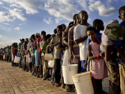 تنازعات اور موسمیاتی شدت کے باعث دنيا بھر ميں غذائی قلت بڑھ رہی ہے اقوام متحدہ