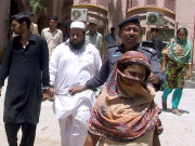 12 سالہ لڑکی سے شادی عدالتی حکم پر شوہر اور نکاح خواں گرفتار  