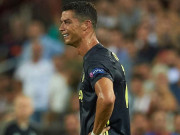 ریڈ کارڈ دکھانے پر کرسٹیانو رونالڈو زار و قطار رو پڑے