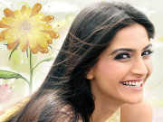 ڈائریکٹر اور رائٹر بننا چاہتی تھی  پاپا میرے آئیڈیل ہیں  سونم کپور