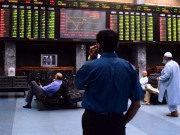 کراچی اسٹاک مارکیٹ ایک اور سنگ میل عبور انڈیکس نے 22000 کی حد بھی پالی 