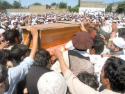 ہنگوطالبان کمانڈرکا گھر نذر آتش 9 ہلاک مقتول ایم پی اے فرید خان سپرد خاک 