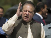 نواز شریف سیلیفیاں بنانے والوں پر غصہ میں آگئے