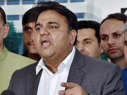 الیکشن کمیشن نے آئی جی پنجاب کا تبادلہ غیر قانونی طور پرروکا فواد چوہدری