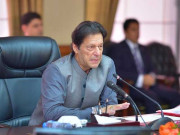 وزیراعظم نے وزارت خزانہ سے 10 سال کے قرضوں کی تفصیلات طلب کرلیں