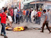 لوڈ شیڈنگ اور کم وولٹیج کیخلاف زیریں سندھ میں مظاہرے و دھرنے