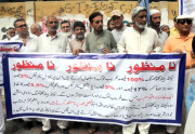 غریب کہاں جائے پرانے کپڑوں کی درآمد پر 325 فیصد ٹیکس عائد   