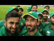 کرکٹرز سیلفیز سے بھی ڈرنے لگے