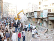 آرام باغ اور لائٹ ہاؤس کے قریب 750 دکانیں مسمار