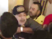 ارجنٹائن کے سابق اسٹار فٹبالر ڈیگو میراڈونا ایک اور تنازع میں الجھ گئے