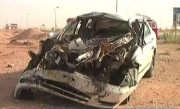 سہون کوچ نے کار کو کچل دیا کراچی کے 8 افراد جاں بحق 