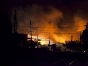 کینیڈا میں خام تیل کے ٹینکرز سے لدی ٹرین میں دھماکا 5 افراد ہلاک کئی لاپتہ