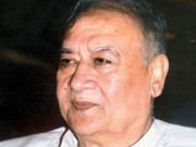 اعجاز درانی ’’رانجھا‘‘ کا کردار نبھاکر ہردور کے لیے مقبول ہوگئے