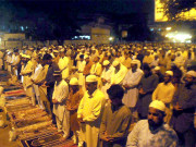 شہر کی 3 ہزار مساجد اور مقامات پر نماز تراویح شروع  