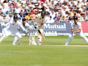 11ویں نمبر کے پلیئر نے انگلش چہروں پر 12 بجادیے   