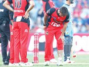 عثمان خان شنواری آسٹریلوی بگ بیش لیگ کے دوران انجرڈ ہوگئے