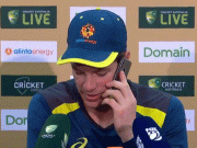 پریس کانفرنس کے دوران صحافی کا فون بجنے پر ٹم پین کی حس مزاح جاگ اٹھی