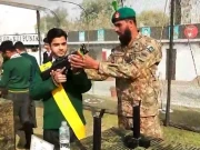 پاک فوج کا طلبہ و طالبات کے ساتھ پشاور میں ایک دن 