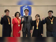 کورین فٹبالرز کو اصل گولڈ میڈلز مل گئے