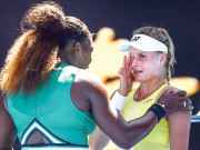 سرینا ہرانے کے بعد روتی ہوئی نوجوان حریف کا حوصلہ بڑھانے لگیں