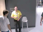 ’’کون راجر فیڈرر پہلے اپنا کارڈ دکھاؤ‘‘ سوئس اسٹار کو گارڈ نے روک لیا