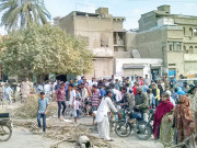 کئی علاقوں میں پانی کا بحران شہری سڑکوں پر آ گئے