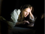 پرسکون نیند کے لیے اندھیرا لازمی 