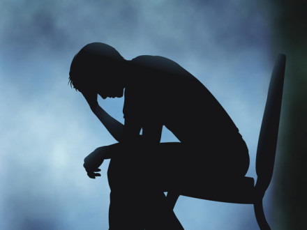 اصل مسئلہ زندگی کے اوسط روزمرہ مسائل کا پیش آنا نہیں بلکہ ان پر ہمارا ردِعمل سب سے اہم ہوتا ہے۔ (فوٹو: انٹرنیٹ)