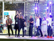 فٹبال اسٹار کا شائقین کی جانب سے پُرتپاک استقبال