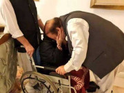 جیل سے رہائی کے بعد نوازشریف کی جاتی امرا میں والدہ سے ملاقات