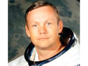 چاند پر پہلا قدم رکھنے والا  خلا نوردنیل آر م اسٹرانگ چل بسا 