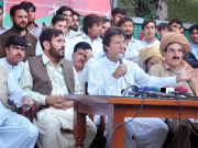 ڈرون حملوں کیخلاف پوری قوم امن مارچ چاہتی ہے عمران 