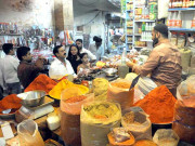 سندھ میں ذخیرہ اندوزوں اور منافع خوروں کے خلاف سخت اقدامات کا فیصلہ