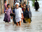دریائے ستلج راوی اور چناب میں طغیانی مزید سیکڑوں دیہات زیر آب14افراد ہلاک