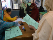 ضمنی انتخابات ڈیوٹی سے انکار پر محکمہ تعلیم پشاور کی 250 خواتین اہلکاروں کیخلاف کارروائی کا فیصلہ