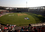 ممبئی میں 120 کروڑ روپے نہ دینے پر وانکھیڈے اسٹیڈیم کو خالی کرنے کی دھمکی