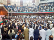 پی ٹی آئی کے یوم تاسیس کی تقریب میں مرکزی رہنما شریک نہ ہوئے