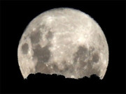 چاند کا حجم سکڑ رہا ہے ناسا کی نئی تحقیق