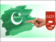 دنیا ہم پر ہنس رہی ہے