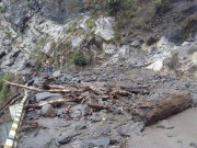 مقبوضہ کشمیر میں مٹی کا تودہ گرنے سے 2 لڑکیاں جاں بحق ایک زخمی