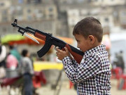 راولپنڈی: کھلونا پستول سے کھیل کے دوران  پٹاخہ پھٹنے سے  7 سالہ بچہ جاں بحق 